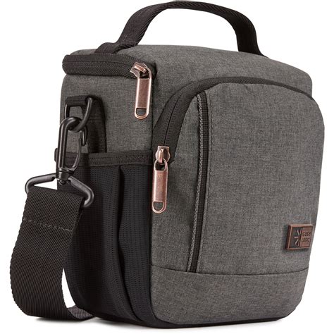 small camera bag for mirrorless